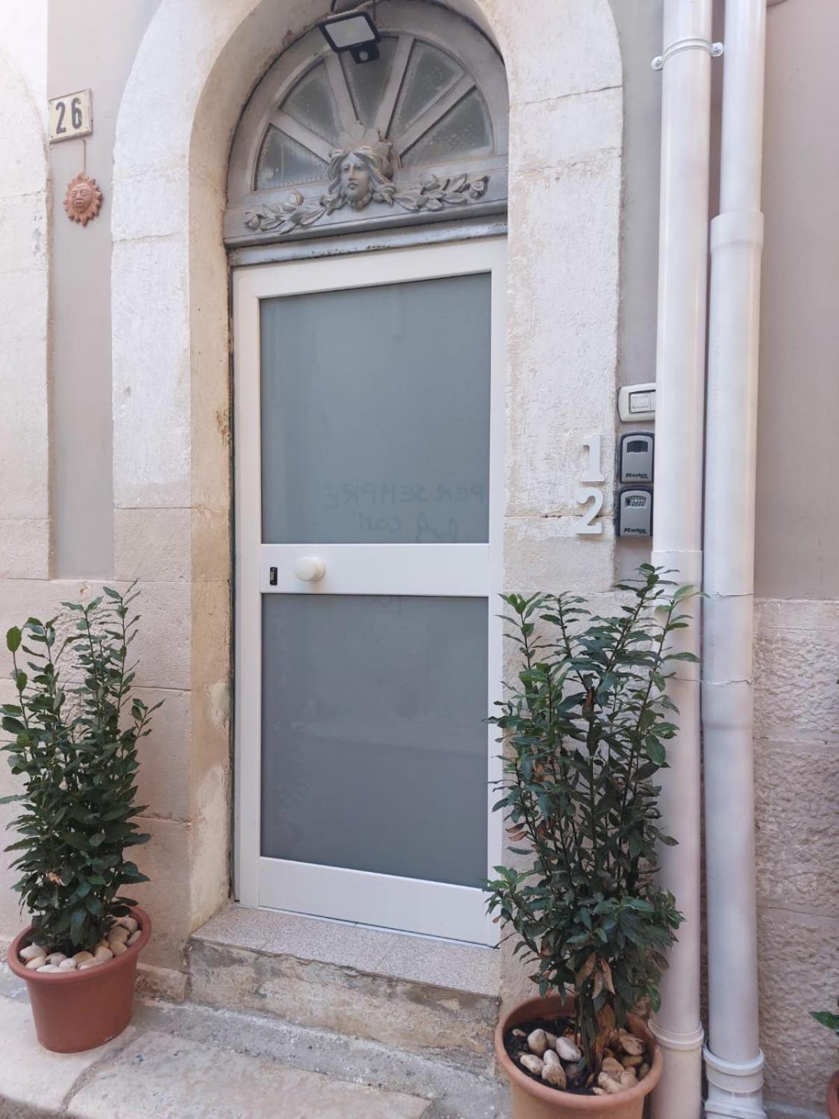 Di Fronzo Guest House T Triggiano Exterior foto
